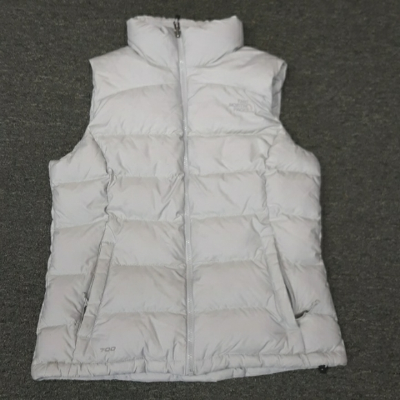 North Face 700 Down-Filled Vest - Picture 1 of 10